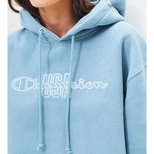 Women’s light blue crop champion hoodie